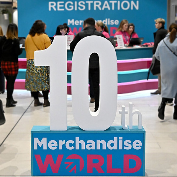 merchandise world trade show guests & attendees