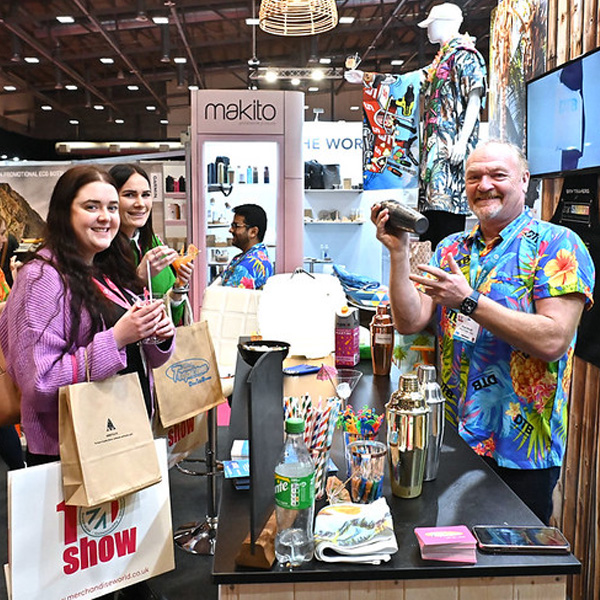 merchandise world trade show guests & attendees