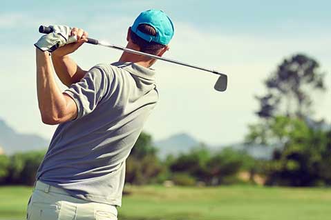 5 Features That Make Golf Apparel a Must-Sell